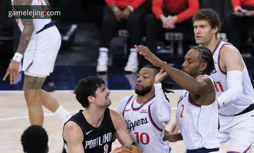 伦纳德手腕伤势深度评测：从快船惜败开拓者看NBA赛程挑战